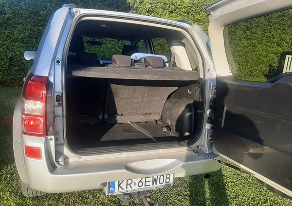 Suzuki Grand Vitara cena 20900 przebieg: 263000, rok produkcji 2005 z Bochnia małe 137